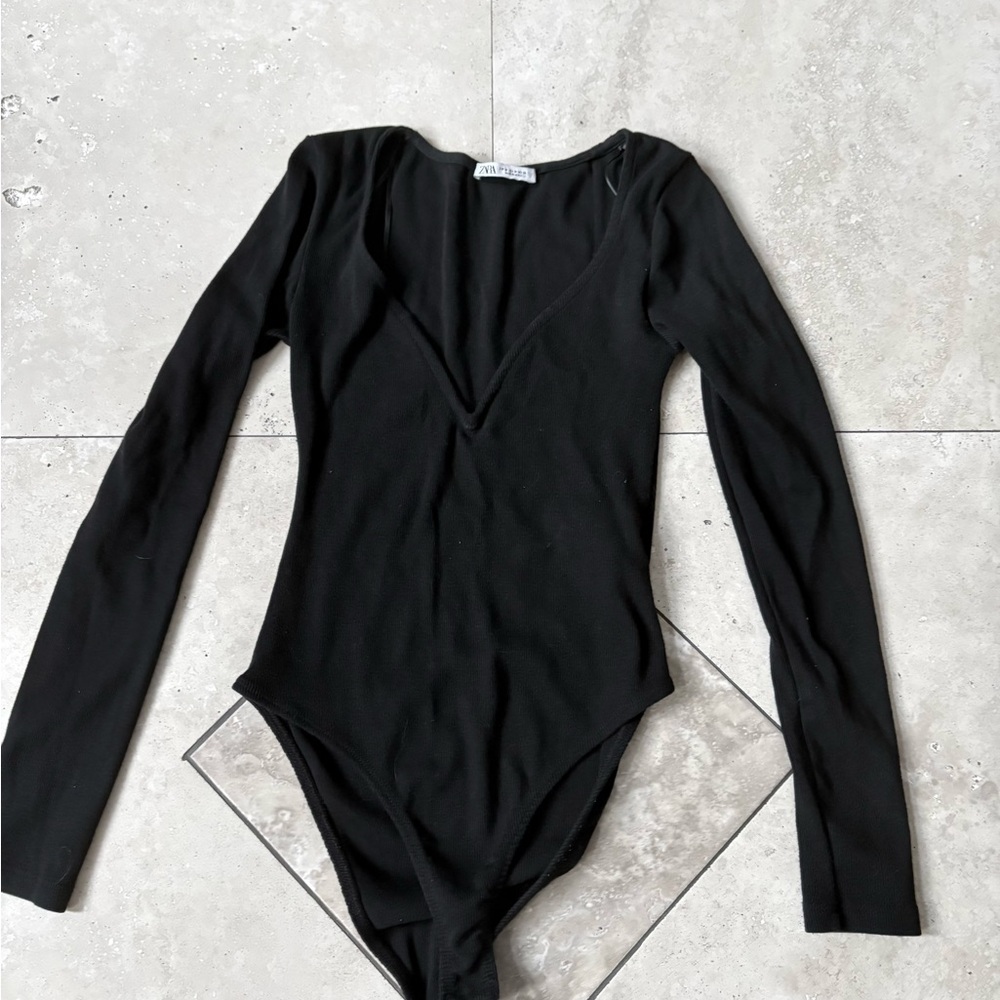 Zara Black Long Sleeve Bodysuit